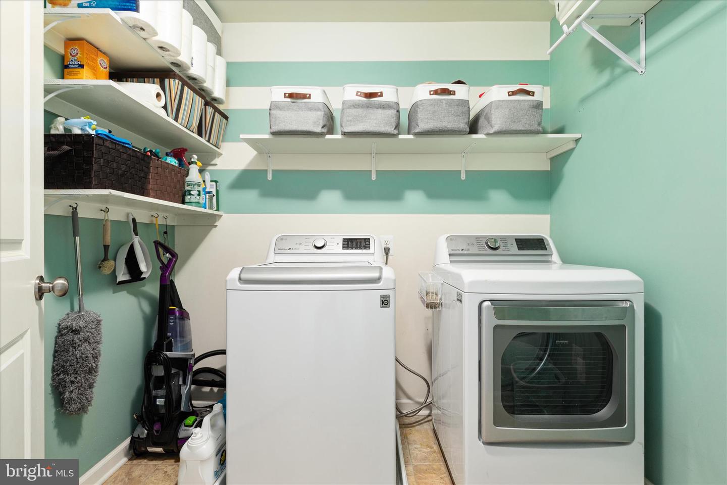 14354 NORTHBROOK LN, GAINESVILLE, Virginia 20155, 4 Bedrooms Bedrooms, ,3 BathroomsBathrooms,Residential,For sale,14354 NORTHBROOK LN,VAPW2111830 MLS # VAPW2111830