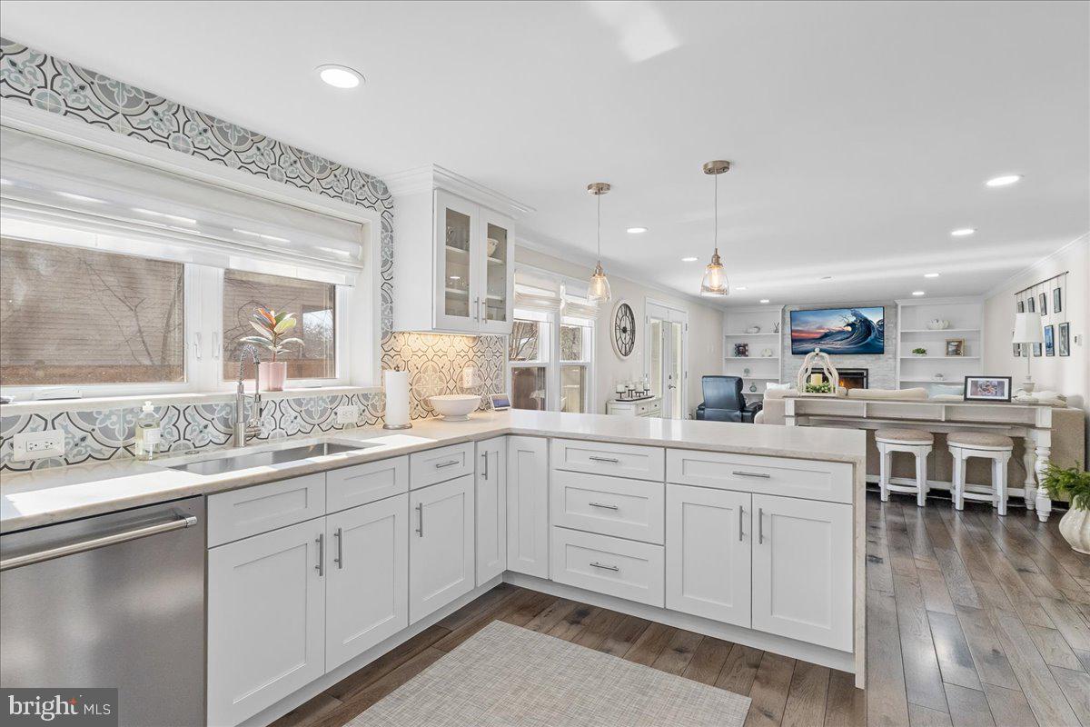 15401 SILVAN GLEN DR, DUMFRIES, Virginia 22025, 5 Bedrooms Bedrooms, ,3 BathroomsBathrooms,Residential,For sale,15401 SILVAN GLEN DR,VAPW2111924 MLS # VAPW2111924