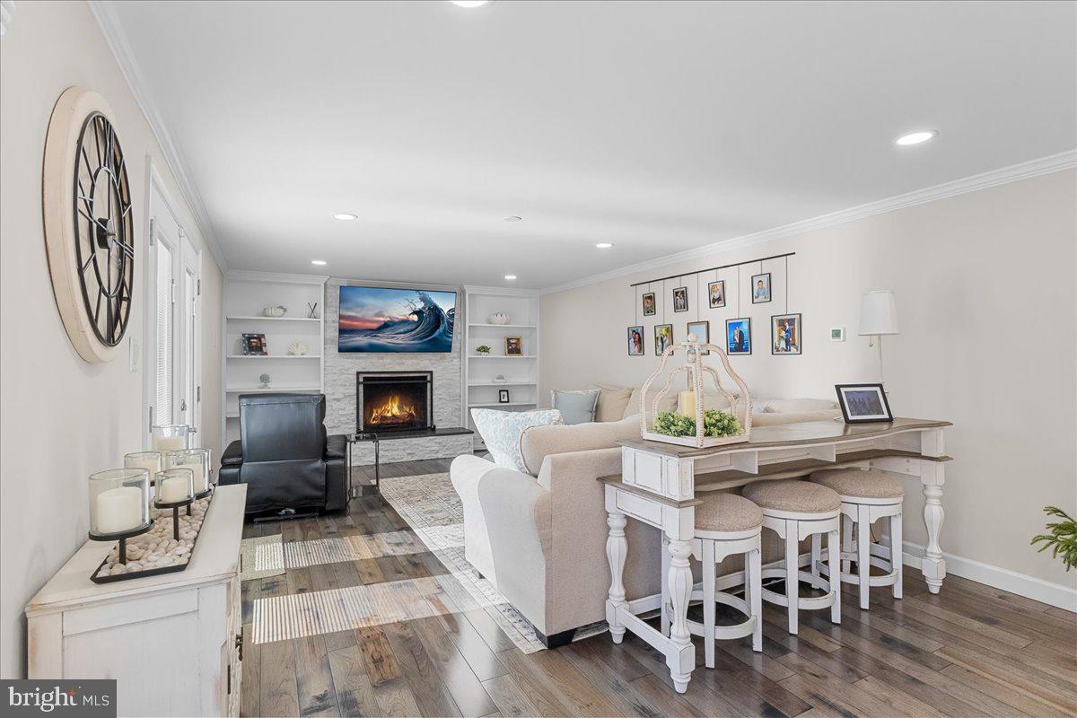 15401 SILVAN GLEN DR, DUMFRIES, Virginia 22025, 5 Bedrooms Bedrooms, ,3 BathroomsBathrooms,Residential,For sale,15401 SILVAN GLEN DR,VAPW2111924 MLS # VAPW2111924