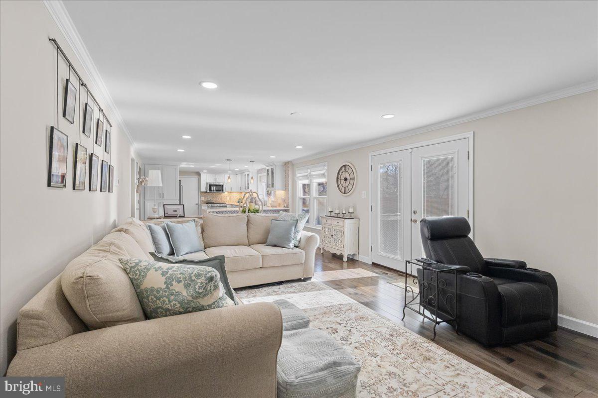 15401 SILVAN GLEN DR, DUMFRIES, Virginia 22025, 5 Bedrooms Bedrooms, ,3 BathroomsBathrooms,Residential,For sale,15401 SILVAN GLEN DR,VAPW2111924 MLS # VAPW2111924