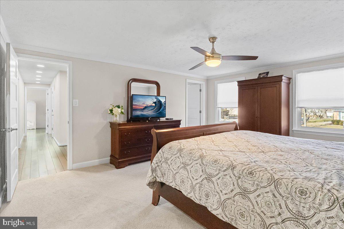 15401 SILVAN GLEN DR, DUMFRIES, Virginia 22025, 5 Bedrooms Bedrooms, ,3 BathroomsBathrooms,Residential,For sale,15401 SILVAN GLEN DR,VAPW2111924 MLS # VAPW2111924