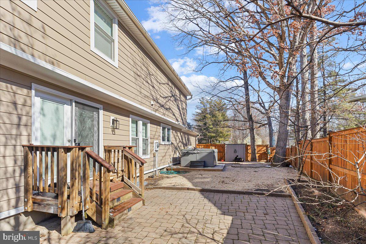 15401 SILVAN GLEN DR, DUMFRIES, Virginia 22025, 5 Bedrooms Bedrooms, ,3 BathroomsBathrooms,Residential,For sale,15401 SILVAN GLEN DR,VAPW2111924 MLS # VAPW2111924