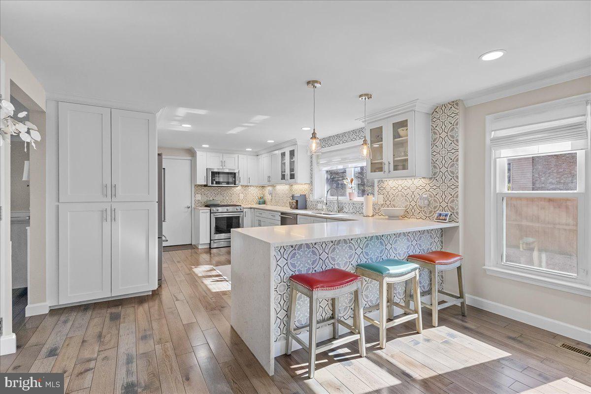 15401 SILVAN GLEN DR, DUMFRIES, Virginia 22025, 5 Bedrooms Bedrooms, ,3 BathroomsBathrooms,Residential,For sale,15401 SILVAN GLEN DR,VAPW2111924 MLS # VAPW2111924