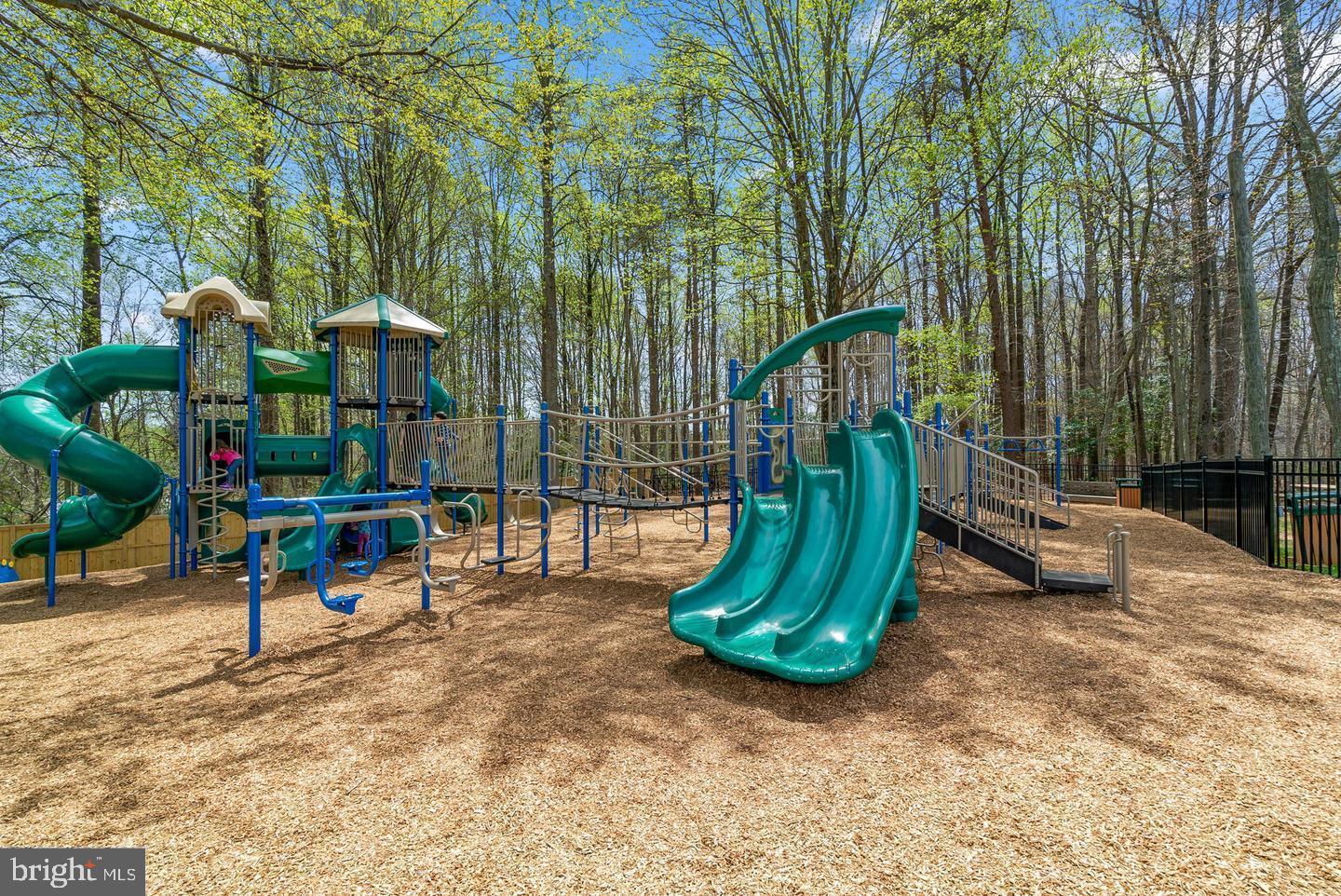 15401 SILVAN GLEN DR, DUMFRIES, Virginia 22025, 5 Bedrooms Bedrooms, ,3 BathroomsBathrooms,Residential,For sale,15401 SILVAN GLEN DR,VAPW2111924 MLS # VAPW2111924