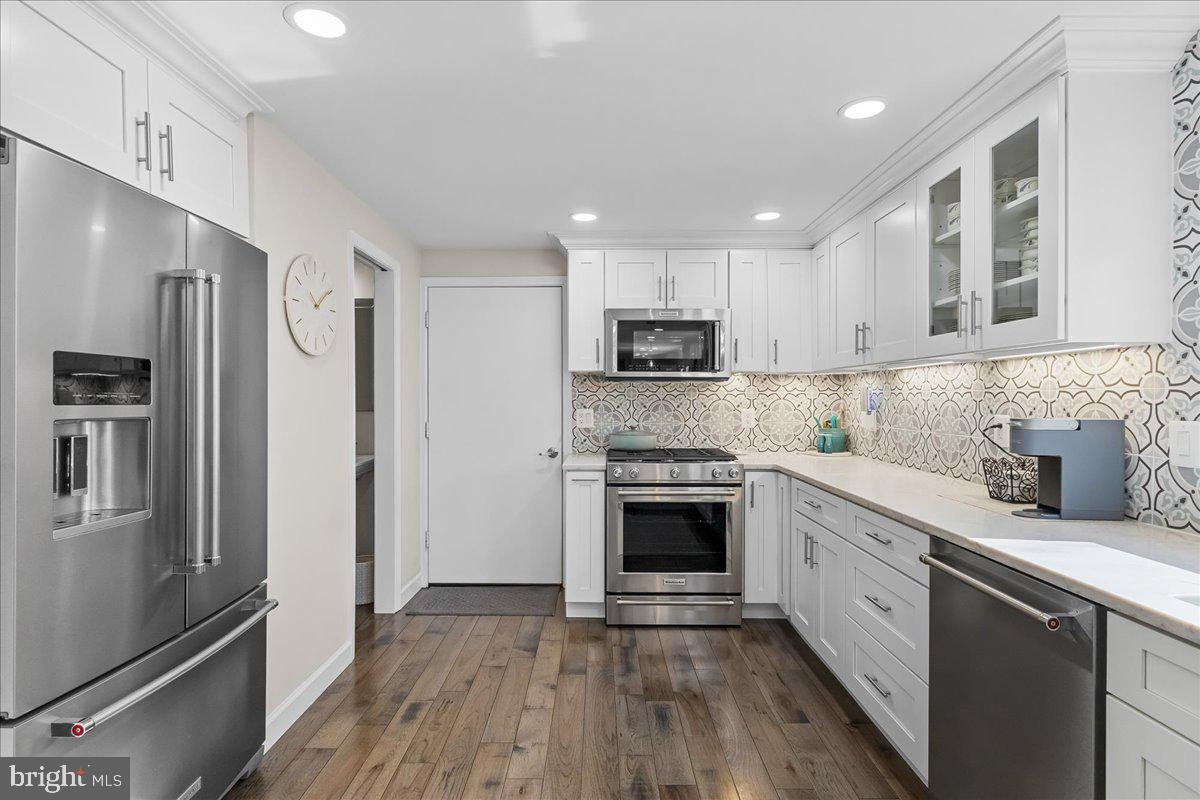 15401 SILVAN GLEN DR, DUMFRIES, Virginia 22025, 5 Bedrooms Bedrooms, ,3 BathroomsBathrooms,Residential,For sale,15401 SILVAN GLEN DR,VAPW2111924 MLS # VAPW2111924