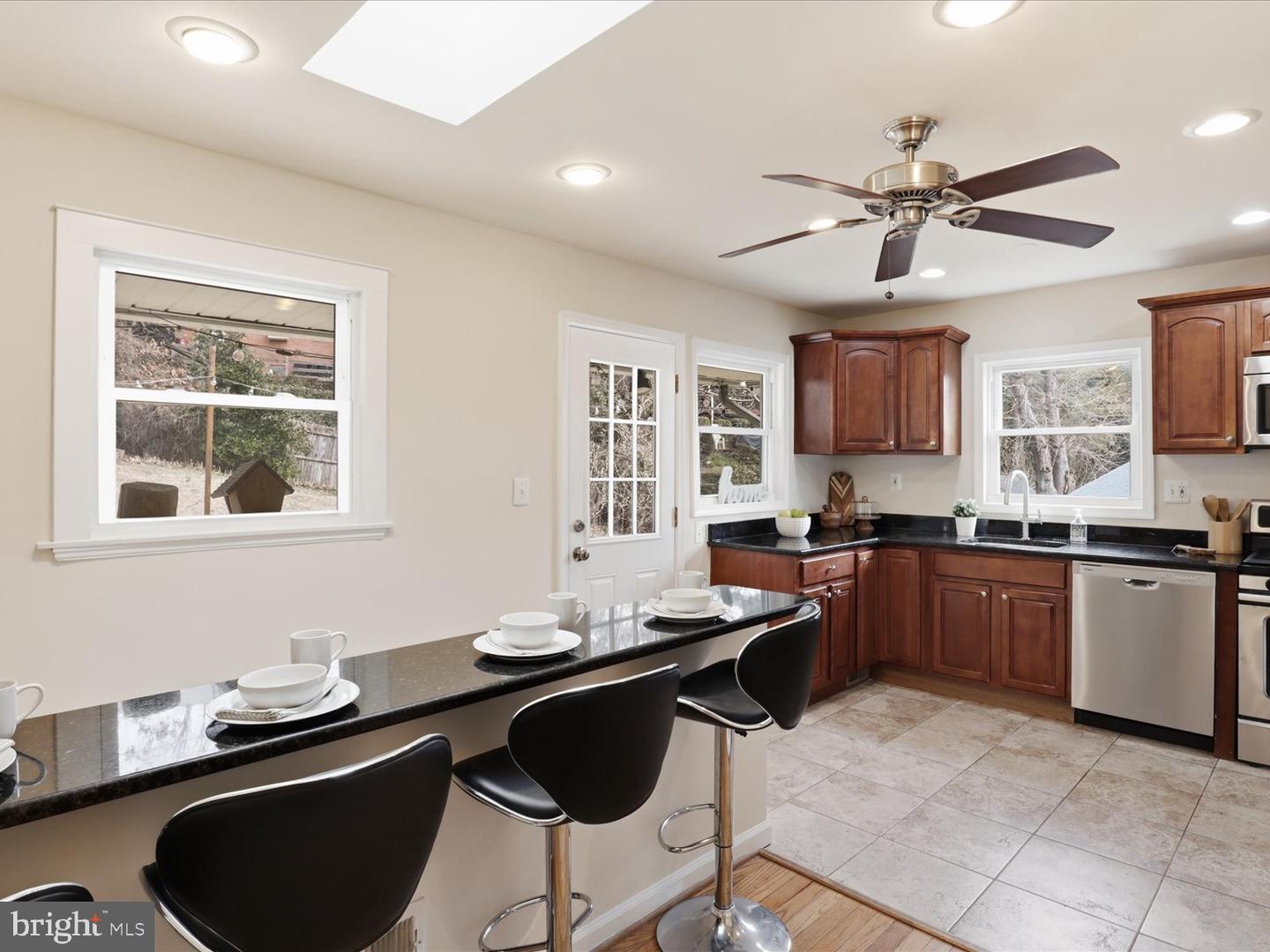 3955 TANEY AVE, ALEXANDRIA, Virginia 22304, 3 Bedrooms Bedrooms, ,2 BathroomsBathrooms,Residential,For sale,3955 TANEY AVE,VAAX2053830 MLS # VAAX2053830 3955 TANEY AVE, ALEXANDRIA, Virginia 22304, 3 Bedrooms Bedrooms, ,2 BathroomsBathrooms,Residential,For sale,3955 TANEY AVE,VAAX2053830 MLS # VAAX2053830