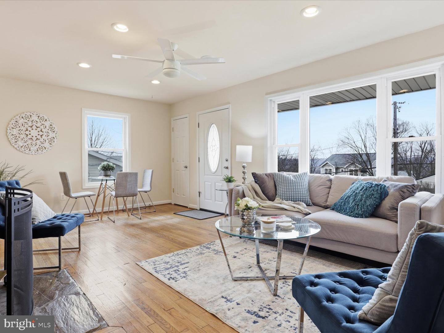 3955 TANEY AVE, ALEXANDRIA, Virginia 22304, 3 Bedrooms Bedrooms, ,2 BathroomsBathrooms,Residential,For sale,3955 TANEY AVE,VAAX2053830 MLS # VAAX2053830 3955 TANEY AVE, ALEXANDRIA, Virginia 22304, 3 Bedrooms Bedrooms, ,2 BathroomsBathrooms,Residential,For sale,3955 TANEY AVE,VAAX2053830 MLS # VAAX2053830