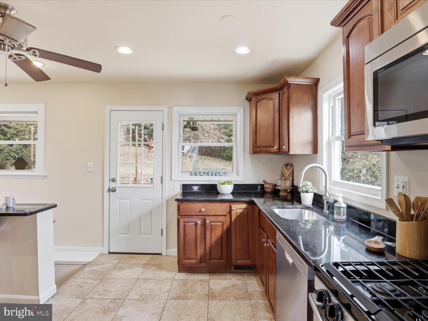 3955 TANEY AVE, ALEXANDRIA, Virginia 22304, 3 Bedrooms Bedrooms, ,2 BathroomsBathrooms,Residential,For sale,3955 TANEY AVE,VAAX2053830 MLS # VAAX2053830 3955 TANEY AVE, ALEXANDRIA, Virginia 22304, 3 Bedrooms Bedrooms, ,2 BathroomsBathrooms,Residential,For sale,3955 TANEY AVE,VAAX2053830 MLS # VAAX2053830