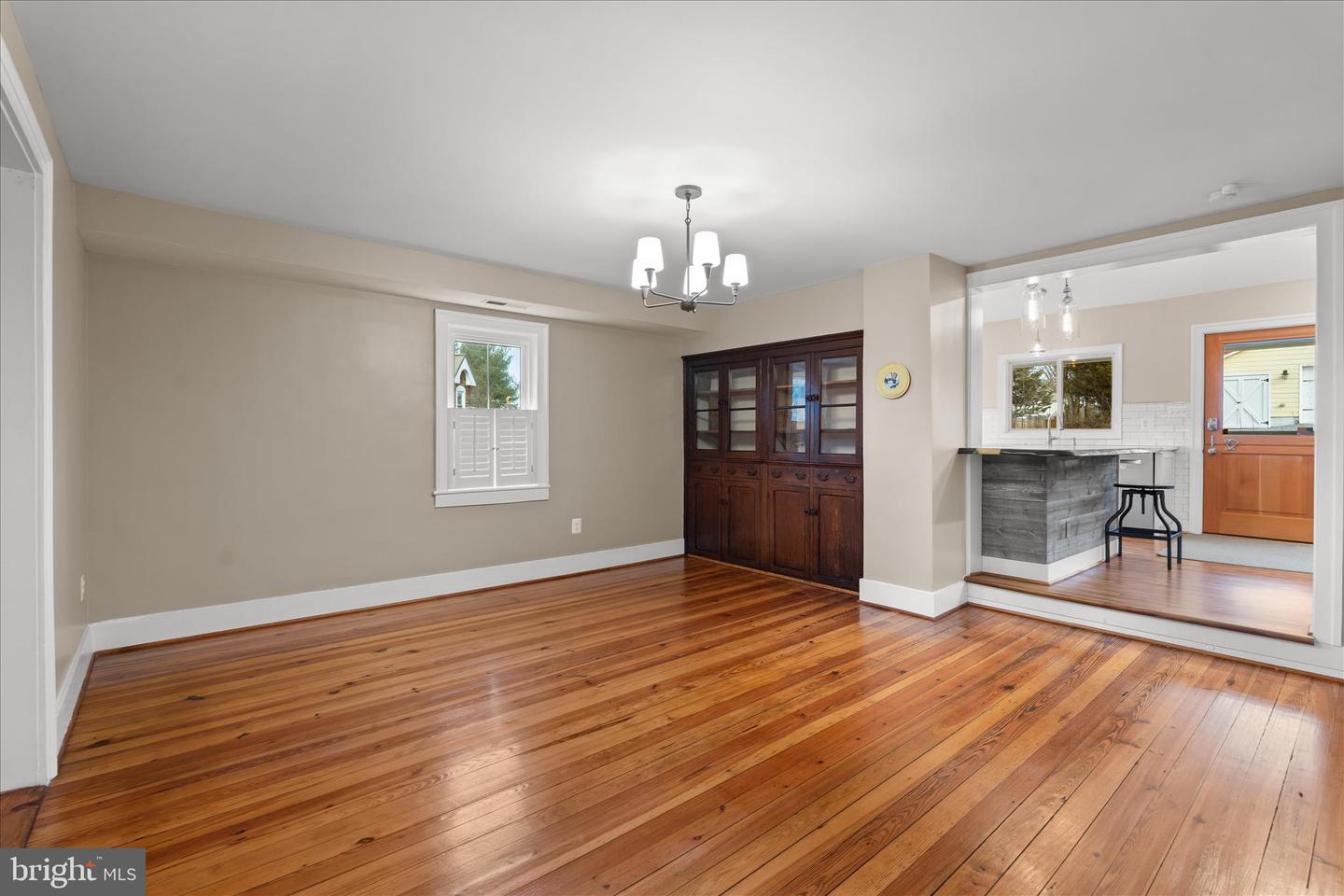 6342 HOPEWELL RD, THE PLAINS, Virginia 20198, 3 Bedrooms Bedrooms, ,2 BathroomsBathrooms,Residential,For sale,6342 HOPEWELL RD,VAFQ2020438 MLS # VAFQ2020438