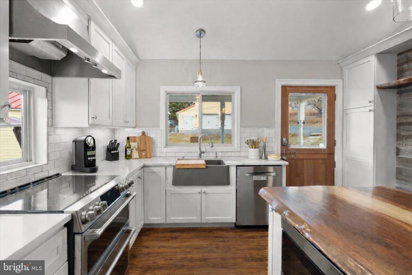 6342 HOPEWELL RD, THE PLAINS, Virginia 20198, 3 Bedrooms Bedrooms, ,2 BathroomsBathrooms,Residential,For sale,6342 HOPEWELL RD,VAFQ2020438 MLS # VAFQ2020438