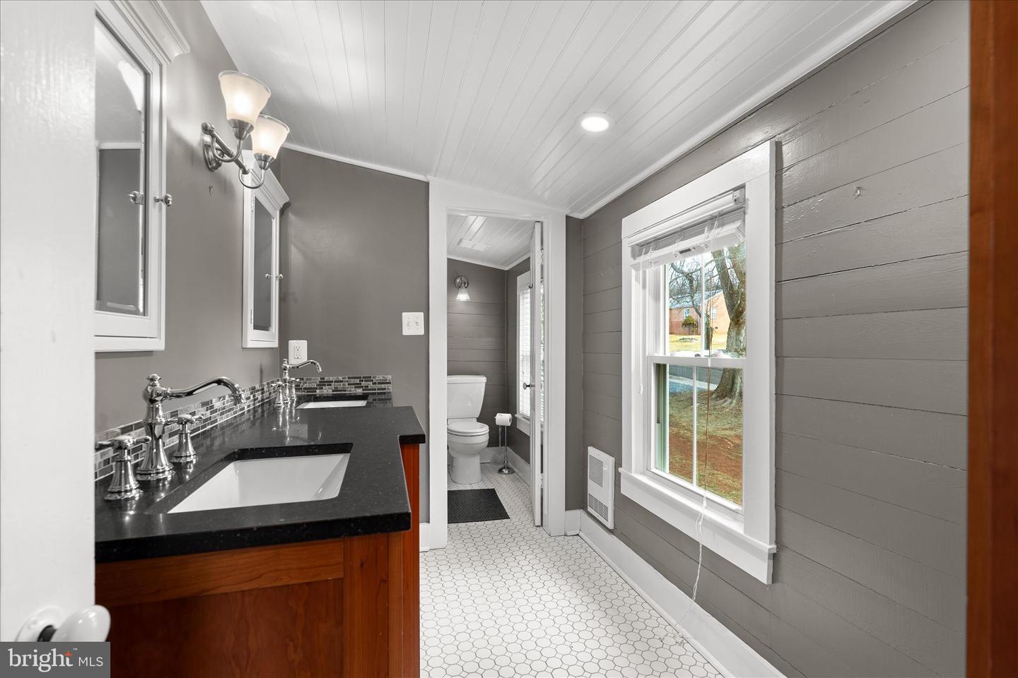 6342 HOPEWELL RD, THE PLAINS, Virginia 20198, 3 Bedrooms Bedrooms, ,2 BathroomsBathrooms,Residential,For sale,6342 HOPEWELL RD,VAFQ2020438 MLS # VAFQ2020438