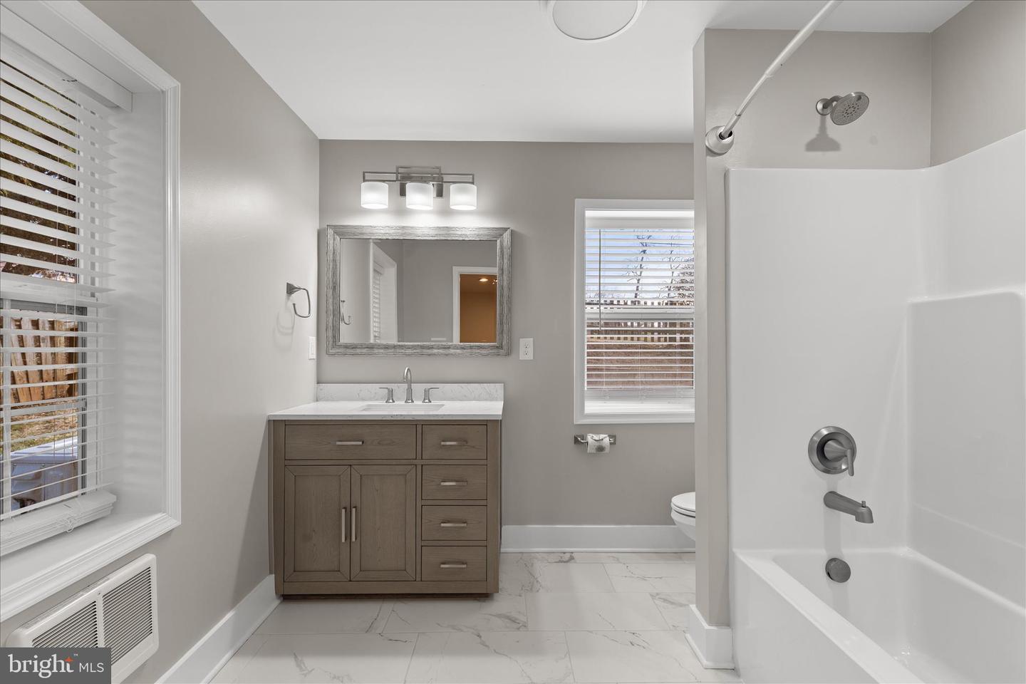 6342 HOPEWELL RD, THE PLAINS, Virginia 20198, 3 Bedrooms Bedrooms, ,2 BathroomsBathrooms,Residential,For sale,6342 HOPEWELL RD,VAFQ2020438 MLS # VAFQ2020438