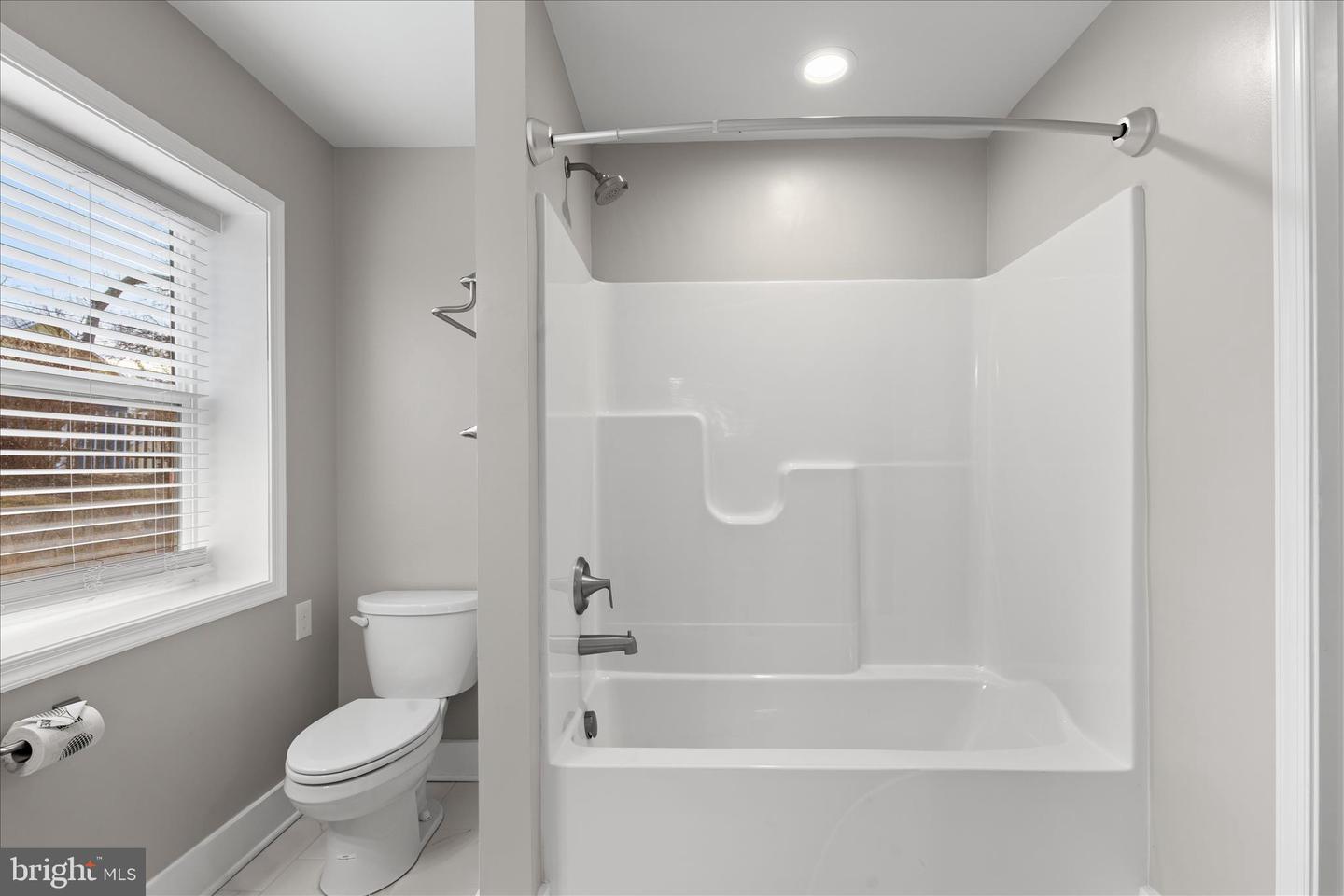 6342 HOPEWELL RD, THE PLAINS, Virginia 20198, 3 Bedrooms Bedrooms, ,2 BathroomsBathrooms,Residential,For sale,6342 HOPEWELL RD,VAFQ2020438 MLS # VAFQ2020438