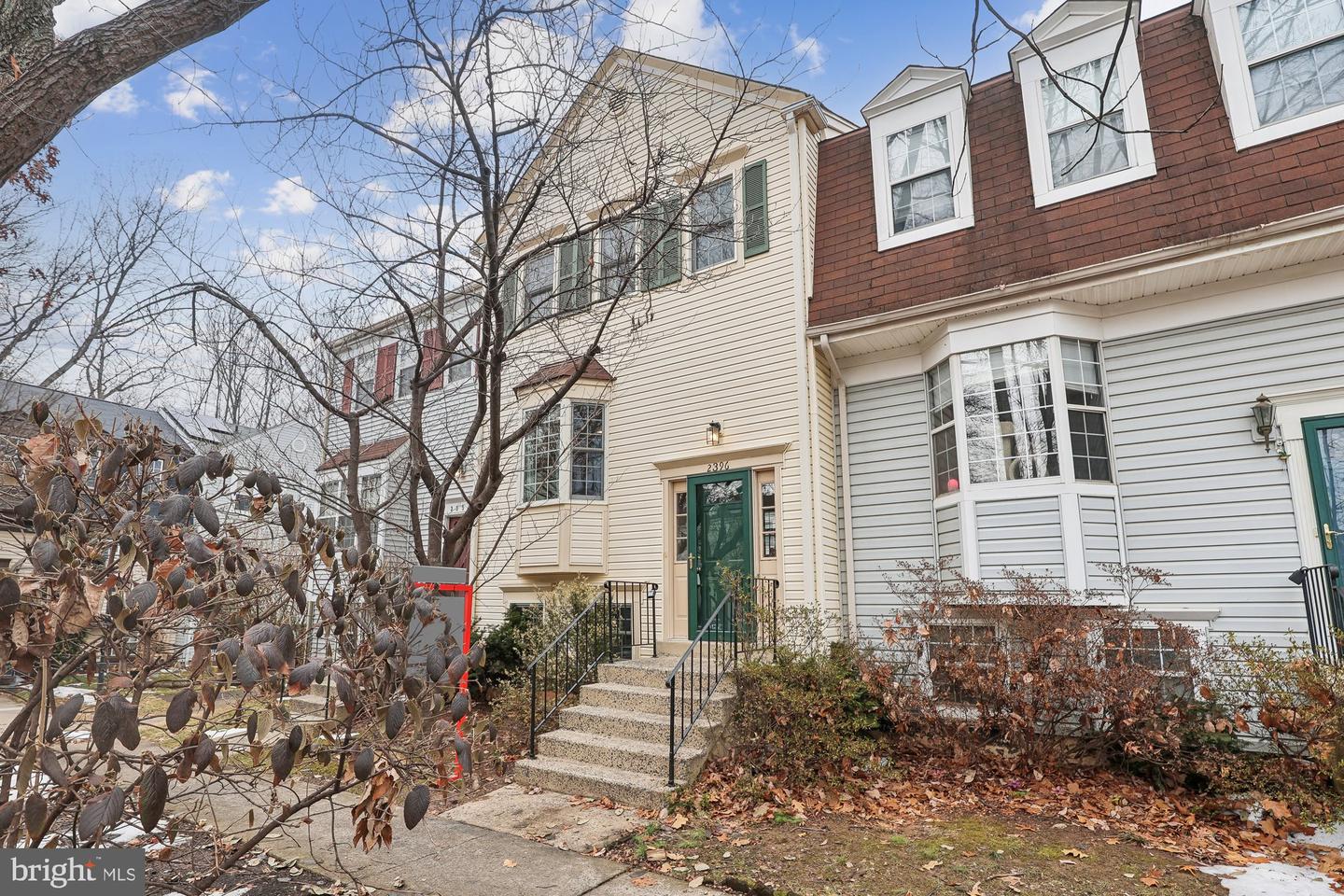 2396 BRANLEIGH PARK CT, RESTON, Virginia 20191, 3 Bedrooms Bedrooms, ,2 BathroomsBathrooms,Residential,For sale,2396 BRANLEIGH PARK CT,VAFX2289318 MLS # VAFX2289318