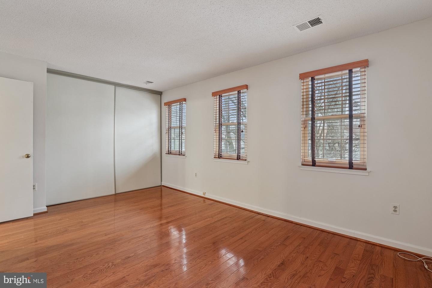 2396 BRANLEIGH PARK CT, RESTON, Virginia 20191, 3 Bedrooms Bedrooms, ,2 BathroomsBathrooms,Residential,For sale,2396 BRANLEIGH PARK CT,VAFX2289318 MLS # VAFX2289318