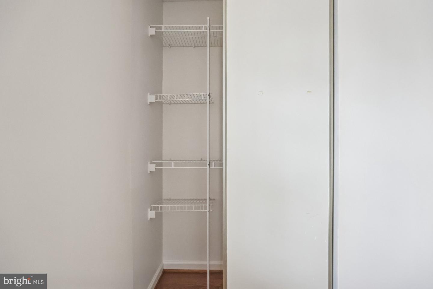 2396 BRANLEIGH PARK CT, RESTON, Virginia 20191, 3 Bedrooms Bedrooms, ,2 BathroomsBathrooms,Residential,For sale,2396 BRANLEIGH PARK CT,VAFX2289318 MLS # VAFX2289318