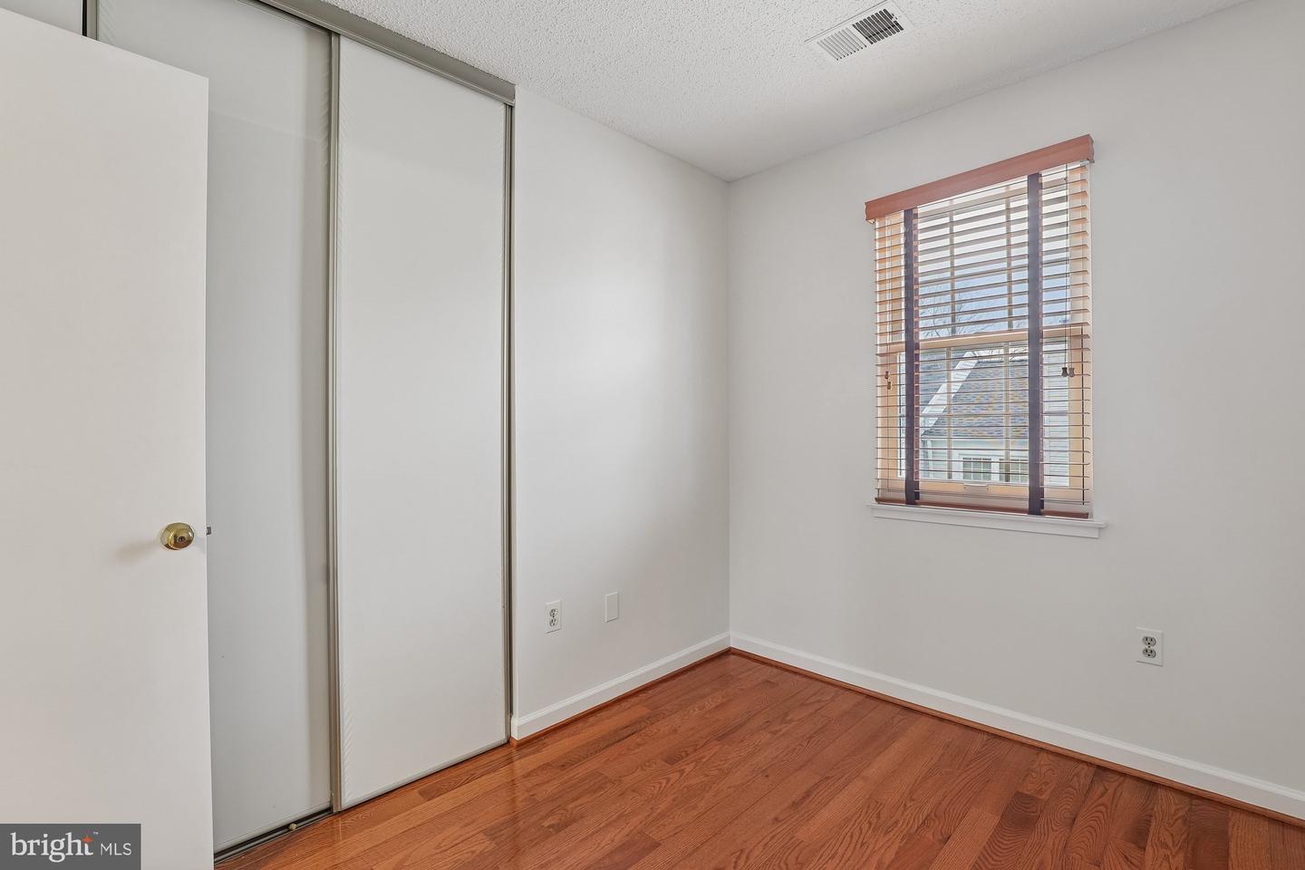 2396 BRANLEIGH PARK CT, RESTON, Virginia 20191, 3 Bedrooms Bedrooms, ,2 BathroomsBathrooms,Residential,For sale,2396 BRANLEIGH PARK CT,VAFX2289318 MLS # VAFX2289318