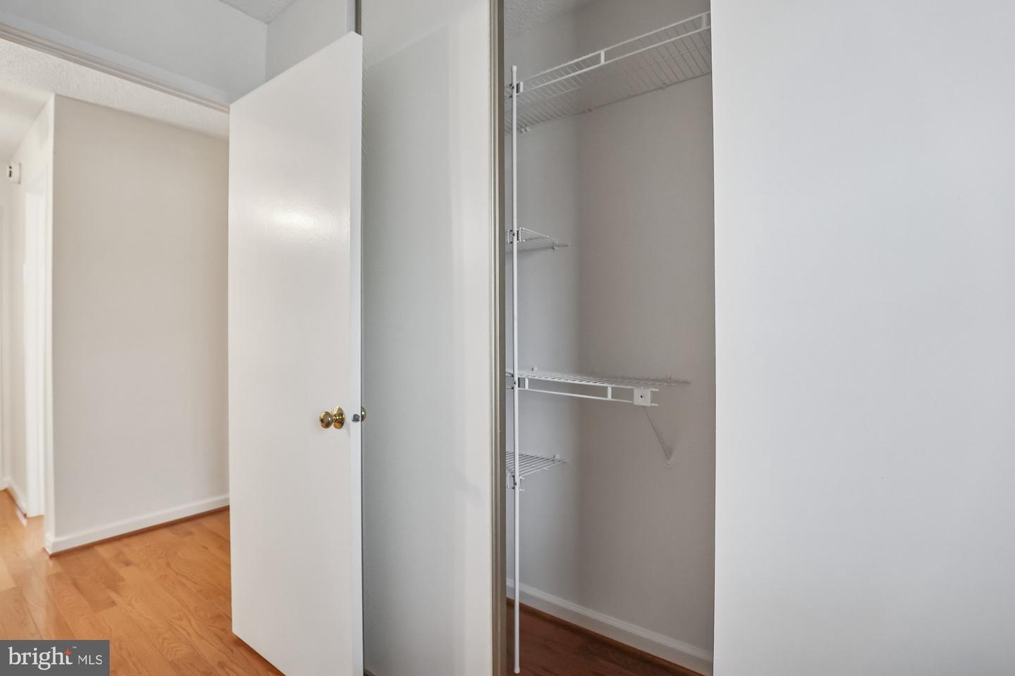 2396 BRANLEIGH PARK CT, RESTON, Virginia 20191, 3 Bedrooms Bedrooms, ,2 BathroomsBathrooms,Residential,For sale,2396 BRANLEIGH PARK CT,VAFX2289318 MLS # VAFX2289318