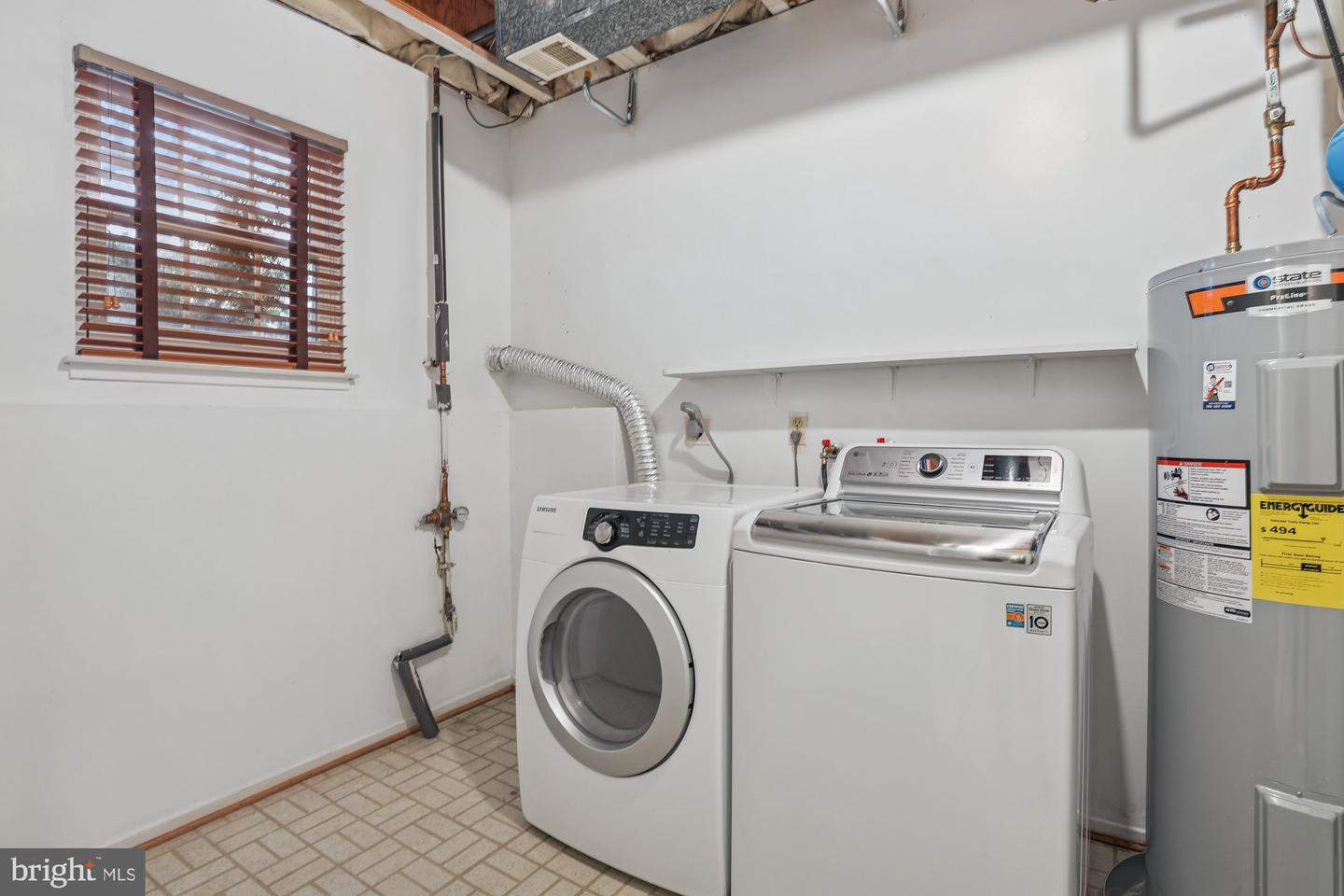 2396 BRANLEIGH PARK CT, RESTON, Virginia 20191, 3 Bedrooms Bedrooms, ,2 BathroomsBathrooms,Residential,For sale,2396 BRANLEIGH PARK CT,VAFX2289318 MLS # VAFX2289318