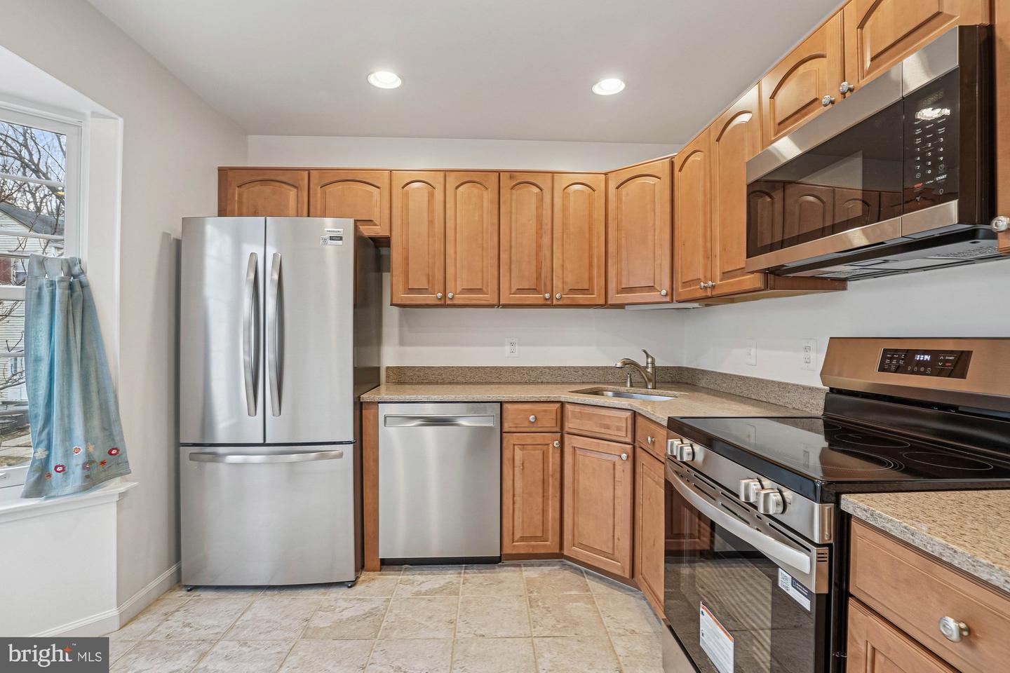 2396 BRANLEIGH PARK CT, RESTON, Virginia 20191, 3 Bedrooms Bedrooms, ,2 BathroomsBathrooms,Residential,For sale,2396 BRANLEIGH PARK CT,VAFX2289318 MLS # VAFX2289318