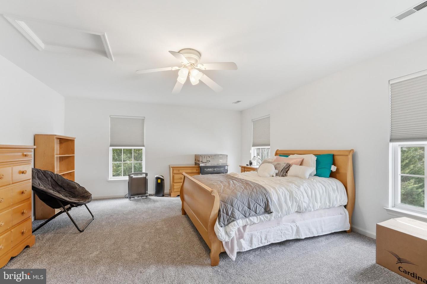 6580 ASHBY GROVE LOOP, HAYMARKET, Virginia 20169, 6 Bedrooms Bedrooms, ,3 BathroomsBathrooms,Residential,For sale,6580 ASHBY GROVE LOOP,VAPW2112008 MLS # VAPW2112008