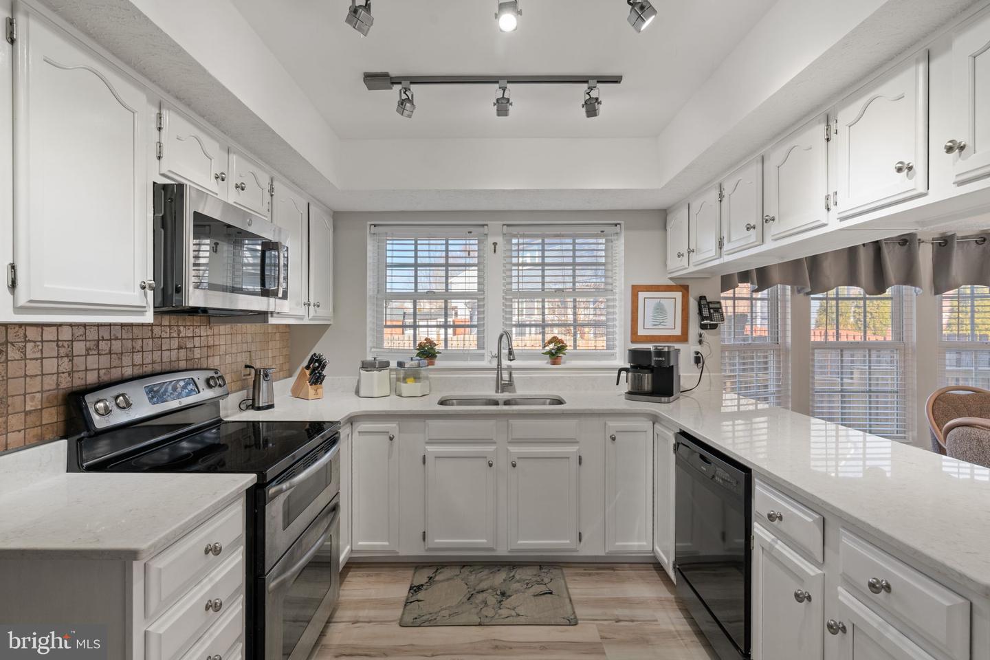 8510 CLEARRIDGE LN, MANASSAS, Virginia 20110, 4 Bedrooms Bedrooms, ,2 BathroomsBathrooms,Residential,For sale,8510 CLEARRIDGE LN,VAMN2010190 MLS # VAMN2010190