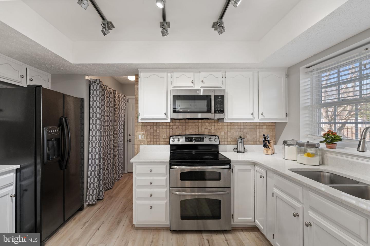 8510 CLEARRIDGE LN, MANASSAS, Virginia 20110, 4 Bedrooms Bedrooms, ,2 BathroomsBathrooms,Residential,For sale,8510 CLEARRIDGE LN,VAMN2010190 MLS # VAMN2010190