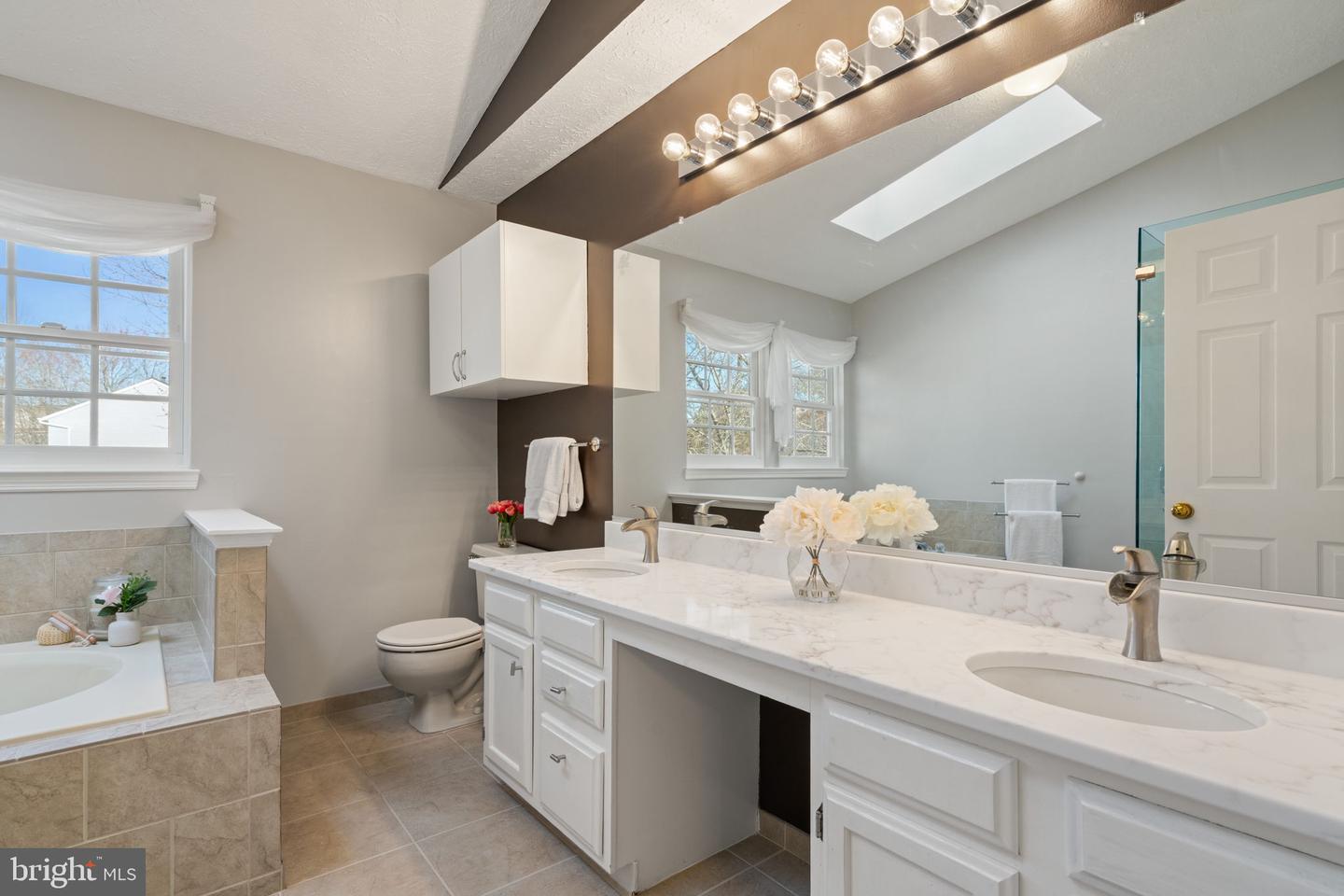 8510 CLEARRIDGE LN, MANASSAS, Virginia 20110, 4 Bedrooms Bedrooms, ,2 BathroomsBathrooms,Residential,For sale,8510 CLEARRIDGE LN,VAMN2010190 MLS # VAMN2010190