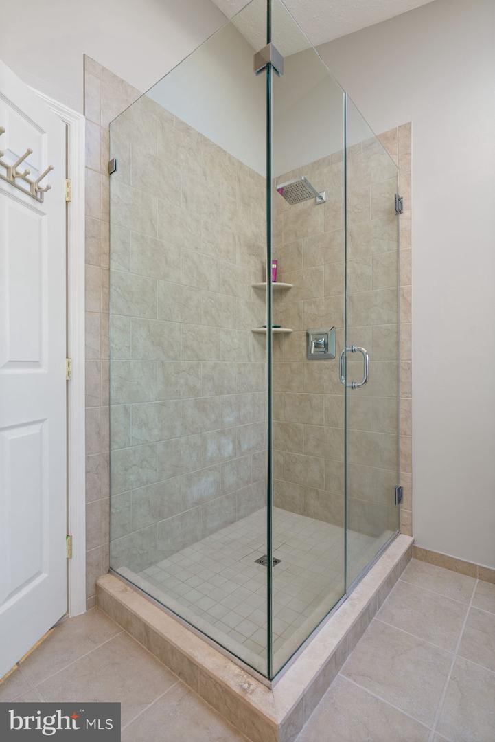 8510 CLEARRIDGE LN, MANASSAS, Virginia 20110, 4 Bedrooms Bedrooms, ,2 BathroomsBathrooms,Residential,For sale,8510 CLEARRIDGE LN,VAMN2010190 MLS # VAMN2010190