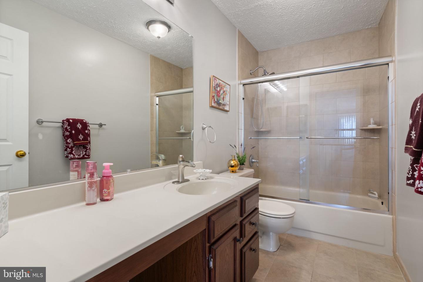 8510 CLEARRIDGE LN, MANASSAS, Virginia 20110, 4 Bedrooms Bedrooms, ,2 BathroomsBathrooms,Residential,For sale,8510 CLEARRIDGE LN,VAMN2010190 MLS # VAMN2010190