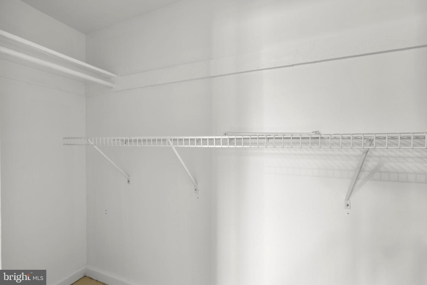 3536 GUNSTON ROAD, ALEXANDRIA, Virginia 22302, 2 Bedrooms Bedrooms, ,1 BathroomBathrooms,Residential,For sale,3536 GUNSTON ROAD,VAAX2053892 MLS # VAAX2053892