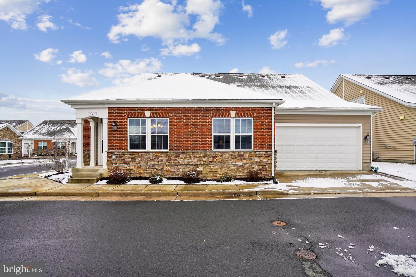 77 HARPERS MILL WAY, LOVETTSVILLE, Virginia 20180, 3 Bedrooms Bedrooms, ,2 BathroomsBathrooms,Residential,For sale,77 HARPERS MILL WAY,VALO2115370 MLS # VALO2115370