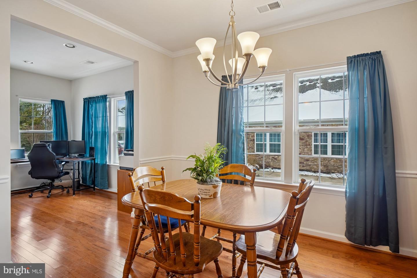 77 HARPERS MILL WAY, LOVETTSVILLE, Virginia 20180, 3 Bedrooms Bedrooms, ,2 BathroomsBathrooms,Residential,For sale,77 HARPERS MILL WAY,VALO2115370 MLS # VALO2115370