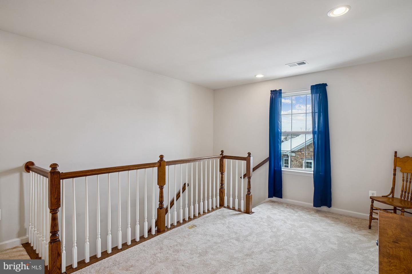 77 HARPERS MILL WAY, LOVETTSVILLE, Virginia 20180, 3 Bedrooms Bedrooms, ,2 BathroomsBathrooms,Residential,For sale,77 HARPERS MILL WAY,VALO2115370 MLS # VALO2115370