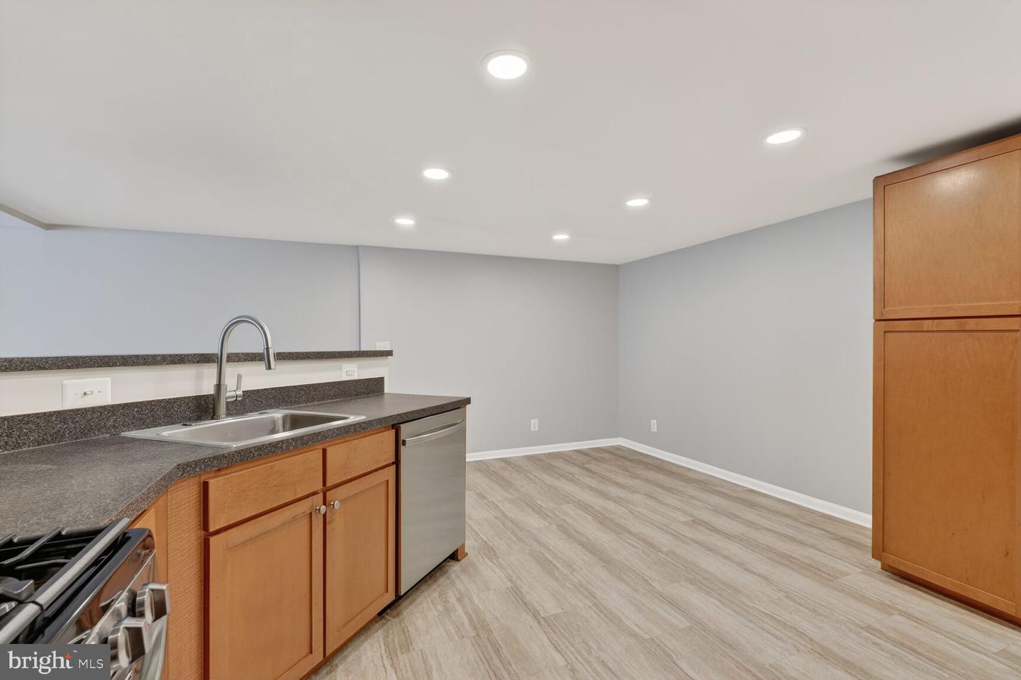 1463-C N VAN DORN ST, ALEXANDRIA, Virginia 22304, 1 Bedroom Bedrooms, ,1 BathroomBathrooms,Residential,For sale,1463-C N VAN DORN ST,VAAX2053898 MLS # VAAX2053898