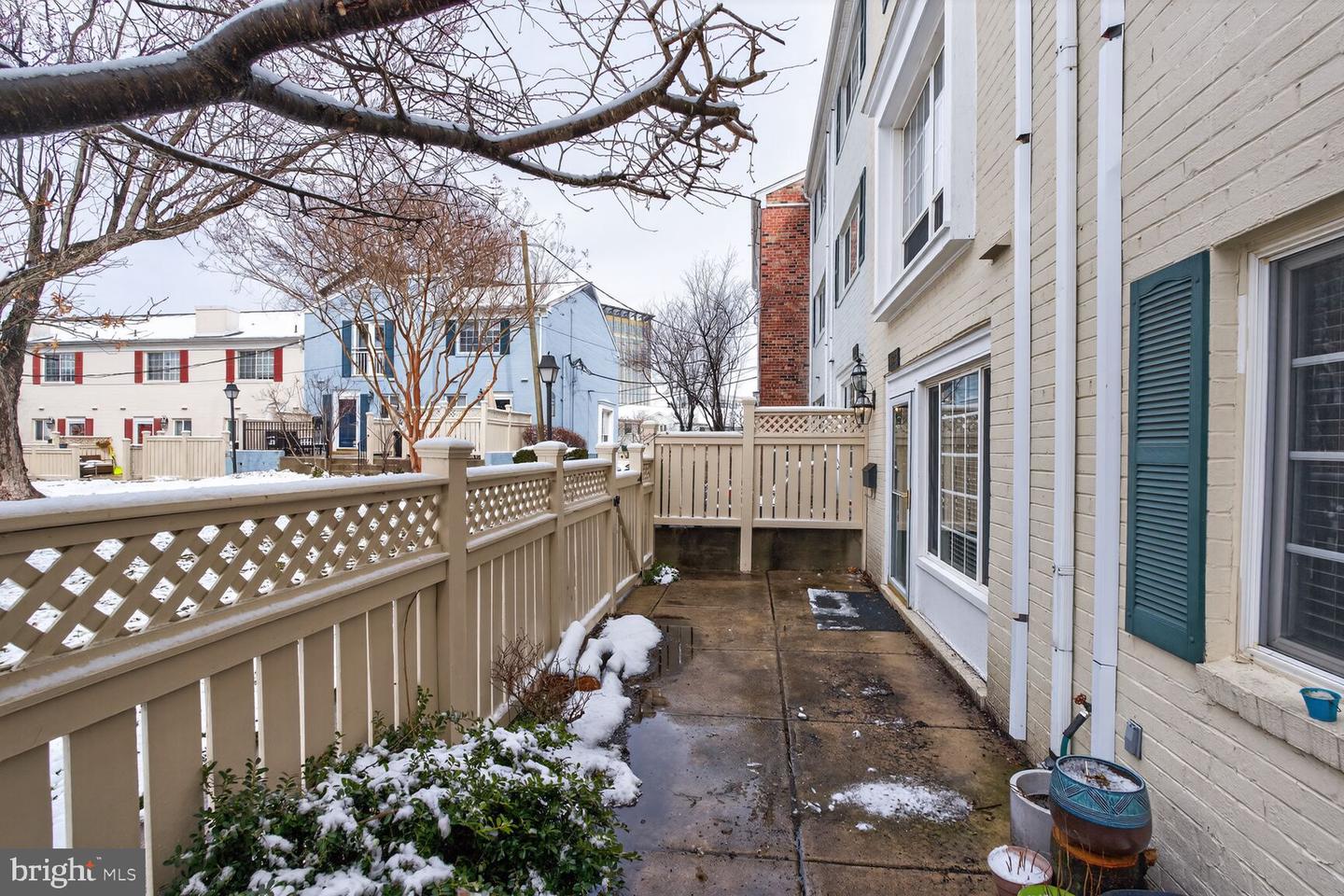 1463-C N VAN DORN ST, ALEXANDRIA, Virginia 22304, 1 Bedroom Bedrooms, ,1 BathroomBathrooms,Residential,For sale,1463-C N VAN DORN ST,VAAX2053898 MLS # VAAX2053898