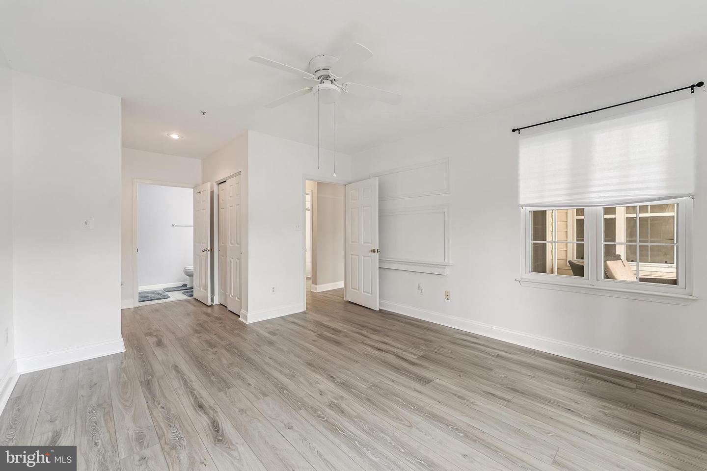 25280 LAKE SHORE SQ #102, CHANTILLY, Virginia 20152, 2 Bedrooms Bedrooms, ,2 BathroomsBathrooms,Residential,For sale,25280 LAKE SHORE SQ #102,VALO2115456 MLS # VALO2115456