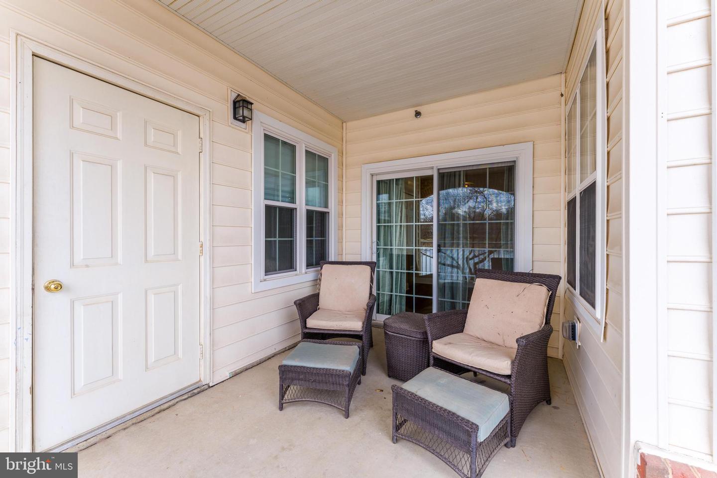 25280 LAKE SHORE SQ #102, CHANTILLY, Virginia 20152, 2 Bedrooms Bedrooms, ,2 BathroomsBathrooms,Residential,For sale,25280 LAKE SHORE SQ #102,VALO2115456 MLS # VALO2115456