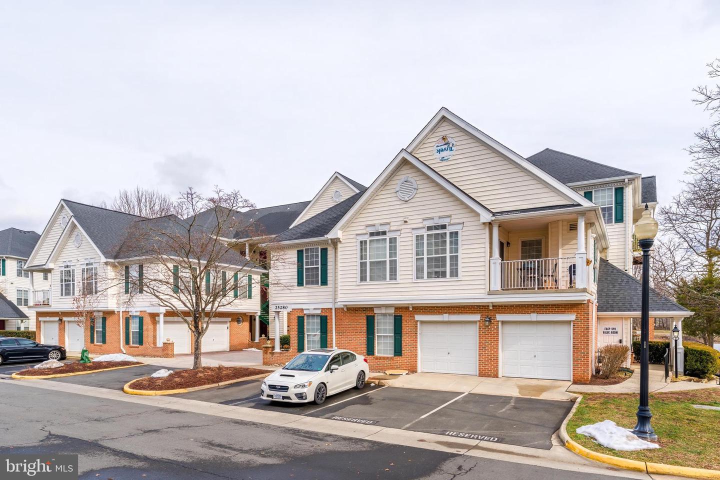 25280 LAKE SHORE SQ #102, CHANTILLY, Virginia 20152, 2 Bedrooms Bedrooms, ,2 BathroomsBathrooms,Residential,For sale,25280 LAKE SHORE SQ #102,VALO2115456 MLS # VALO2115456