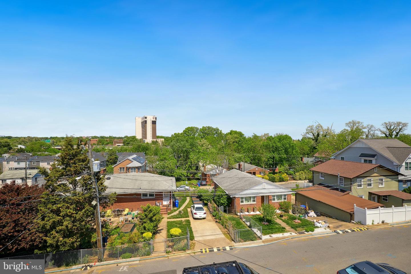 1610 12TH ST S, ARLINGTON, Virginia 22204, 4 Bedrooms Bedrooms, ,4 BathroomsBathrooms,Residential,For sale,1610 12TH ST S,VAAR2068630 MLS # VAAR2068630