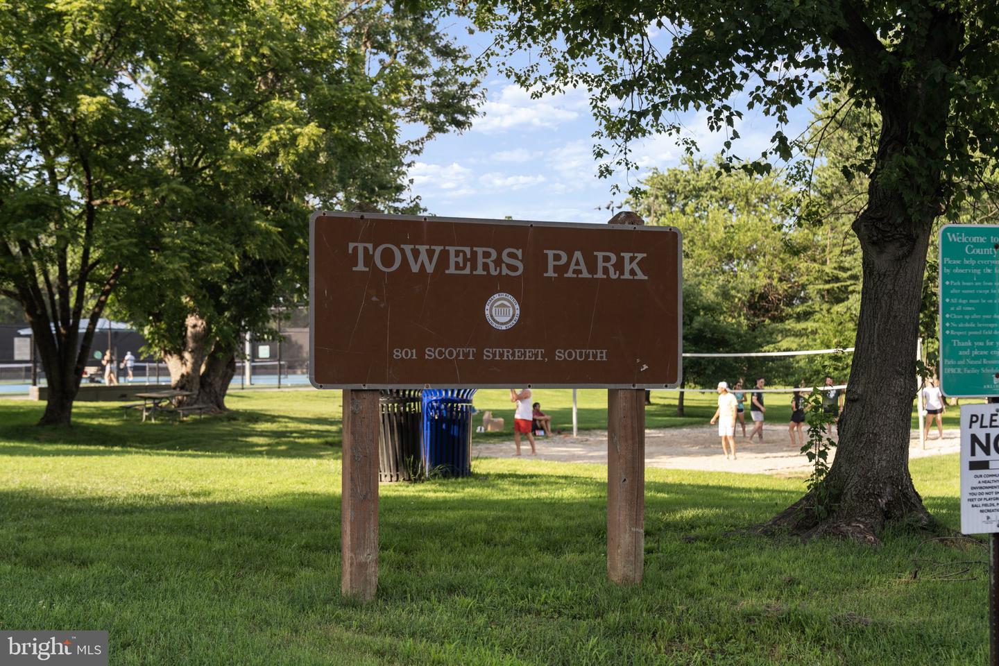 1610 12TH ST S, ARLINGTON, Virginia 22204, 4 Bedrooms Bedrooms, ,4 BathroomsBathrooms,Residential,For sale,1610 12TH ST S,VAAR2068630 MLS # VAAR2068630