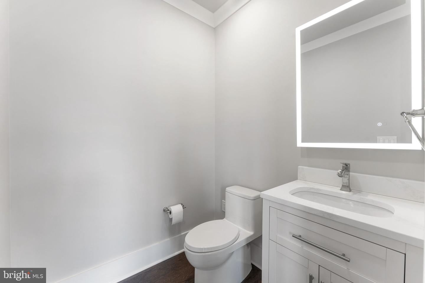 1610 12TH ST S, ARLINGTON, Virginia 22204, 4 Bedrooms Bedrooms, ,4 BathroomsBathrooms,Residential,For sale,1610 12TH ST S,VAAR2068630 MLS # VAAR2068630