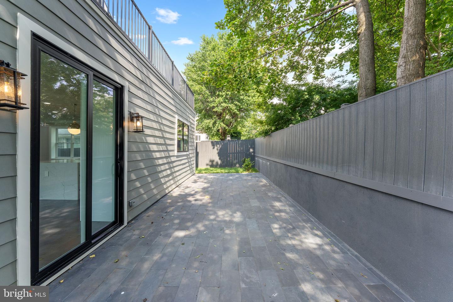 1610 12TH ST S, ARLINGTON, Virginia 22204, 4 Bedrooms Bedrooms, ,4 BathroomsBathrooms,Residential,For sale,1610 12TH ST S,VAAR2068630 MLS # VAAR2068630