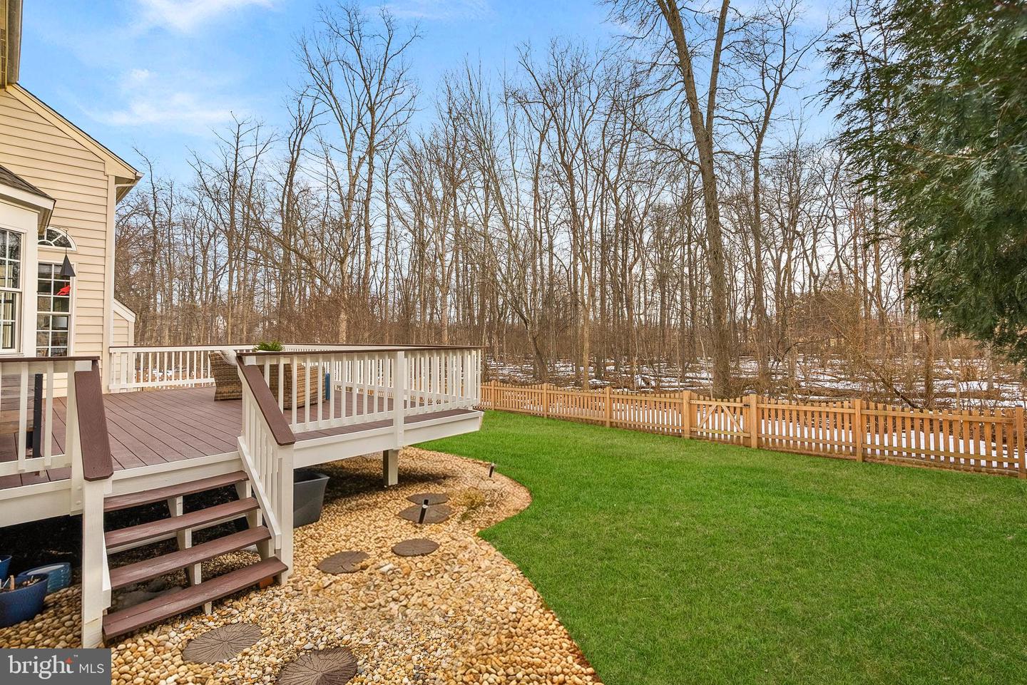 115 CEDARGROVE PL SW, LEESBURG, Virginia 20175, 4 Bedrooms Bedrooms, ,2 BathroomsBathrooms,Residential,For sale,115 CEDARGROVE PL SW,VALO2115472 MLS # VALO2115472