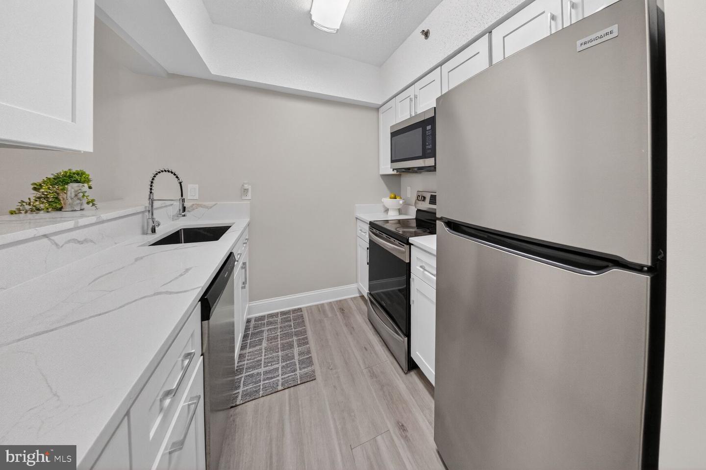 5505 SEMINARY RD #118N, FALLS CHURCH, Virginia 22041, 1 Bedroom Bedrooms, 4 Rooms Rooms,1 BathroomBathrooms,Residential,For sale,5505 SEMINARY RD #118N,VAFX2289786 MLS # VAFX2289786