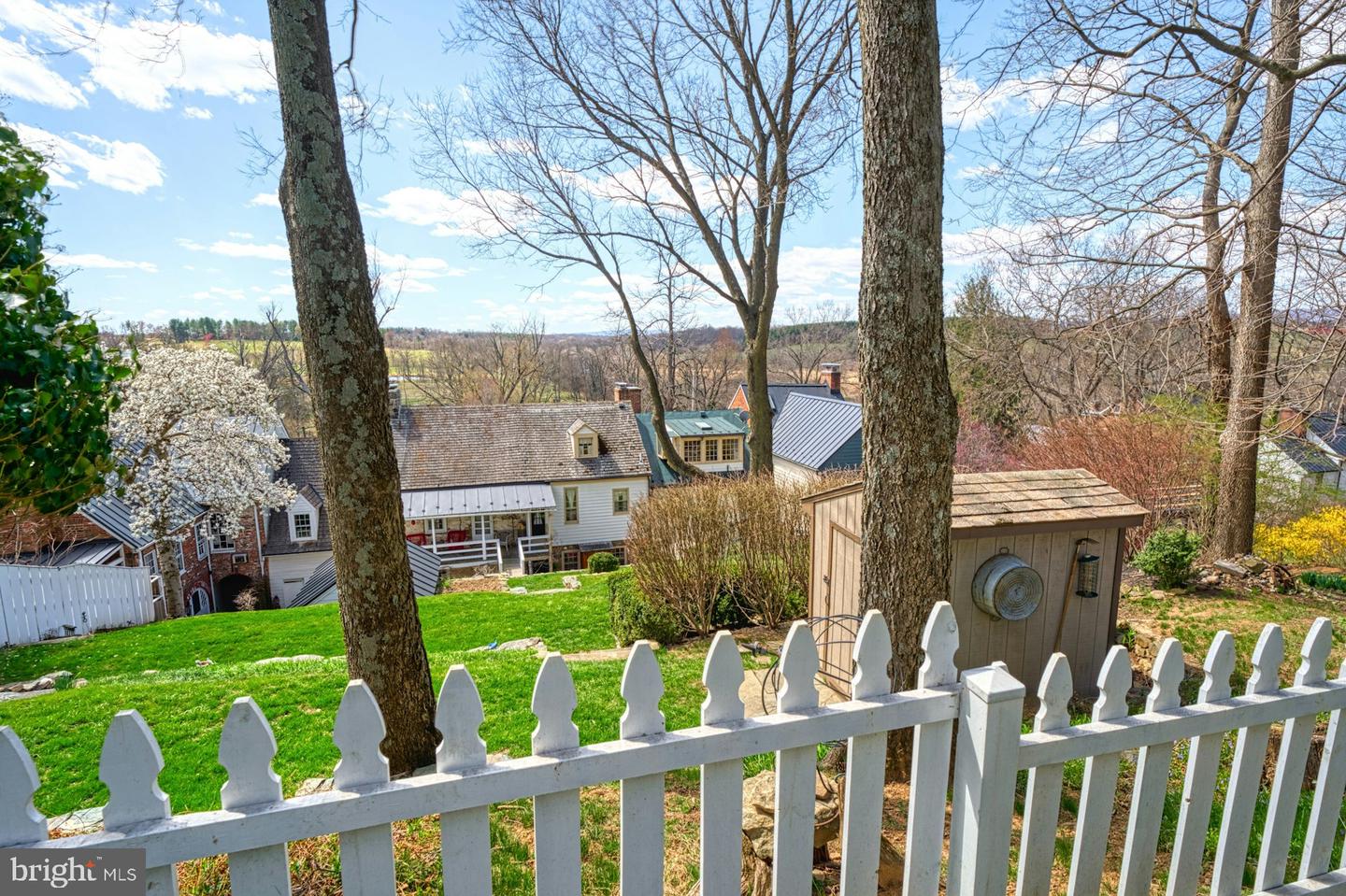 40162 MAIN ST, WATERFORD, Virginia 20197, 4 Bedrooms Bedrooms, ,3 BathroomsBathrooms,Residential,For sale,40162 MAIN ST,VALO2115492 MLS # VALO2115492