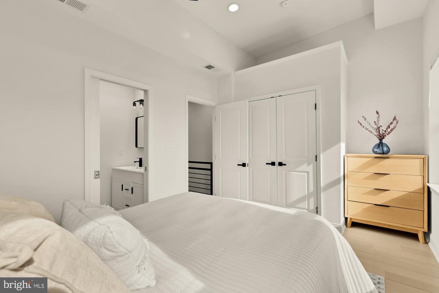 1120 OWEN PL NE, WASHINGTON, District Of Columbia 20002, 4 Bedrooms Bedrooms, ,3 BathroomsBathrooms,Residential,For sale,1120 OWEN PL NE,DCDC2245256 MLS # DCDC2245256