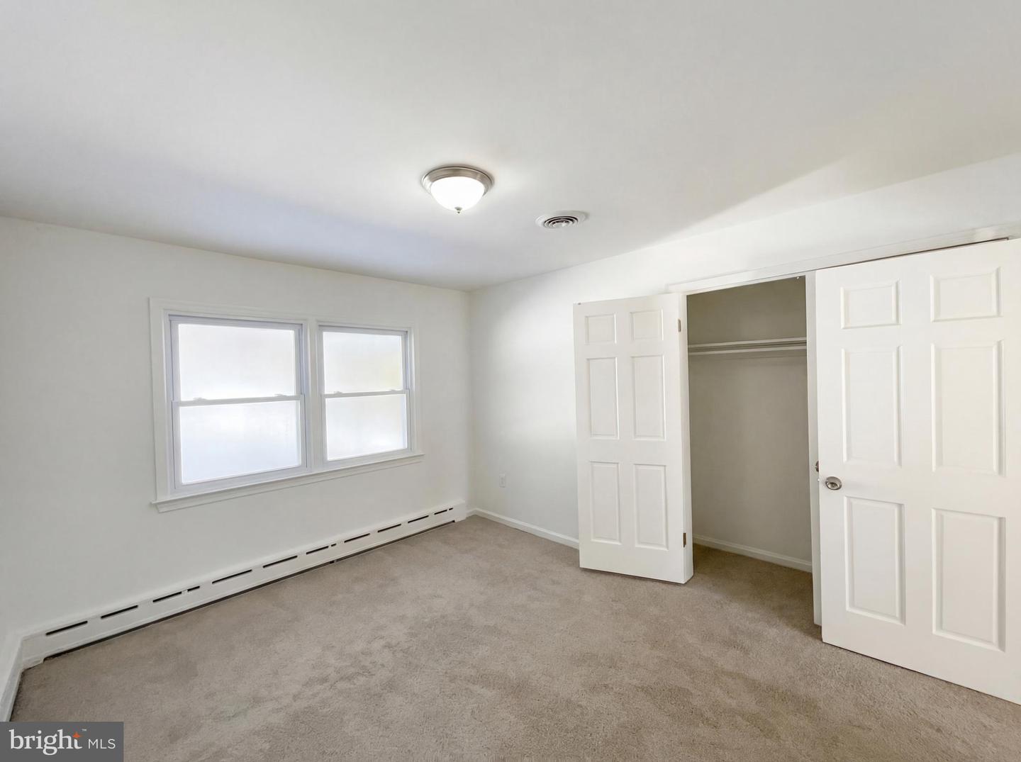 6048 OLD TELEGRAPH RD, ALEXANDRIA, Virginia 22310, 5 Bedrooms Bedrooms, ,3 BathroomsBathrooms,Residential,For sale,6048 OLD TELEGRAPH RD,VAFX2289850 MLS # VAFX2289850