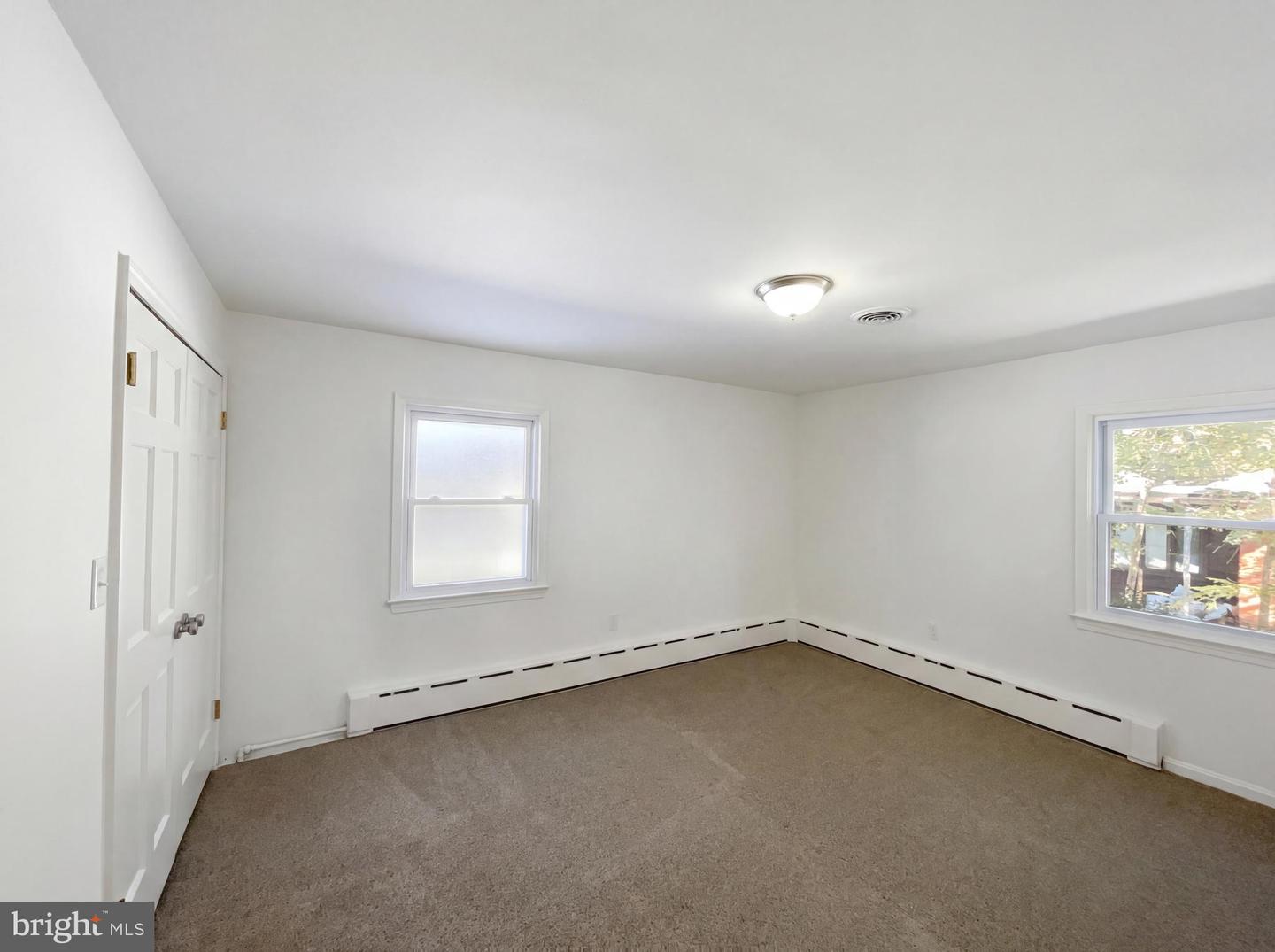 6048 OLD TELEGRAPH RD, ALEXANDRIA, Virginia 22310, 5 Bedrooms Bedrooms, ,3 BathroomsBathrooms,Residential,For sale,6048 OLD TELEGRAPH RD,VAFX2289850 MLS # VAFX2289850