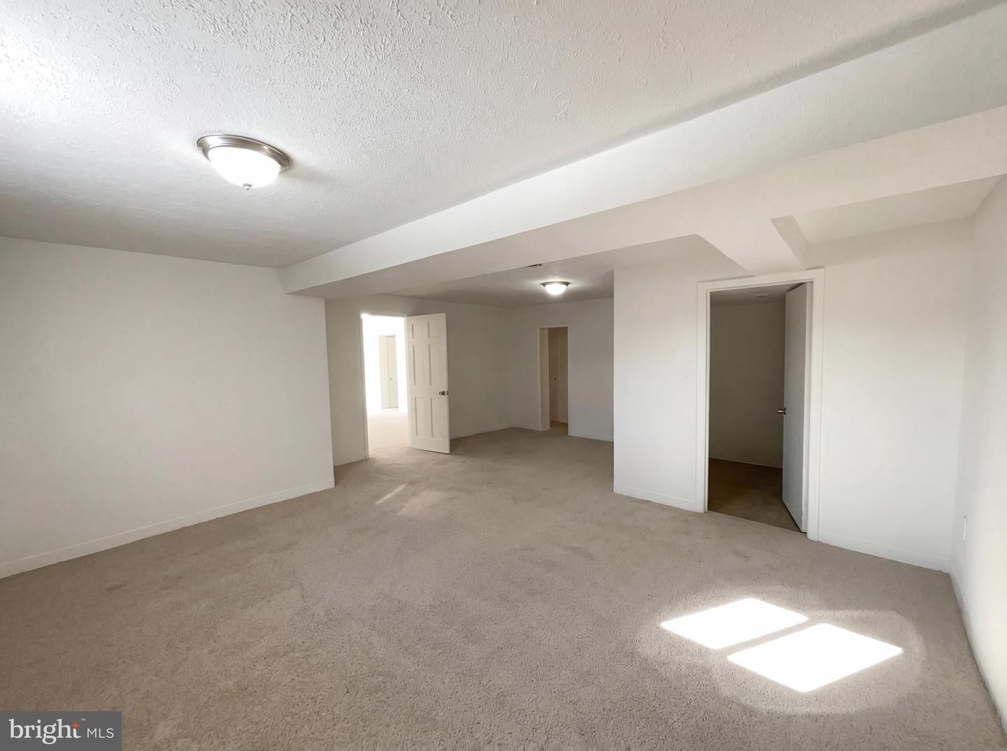 6048 OLD TELEGRAPH RD, ALEXANDRIA, Virginia 22310, 5 Bedrooms Bedrooms, ,3 BathroomsBathrooms,Residential,For sale,6048 OLD TELEGRAPH RD,VAFX2289850 MLS # VAFX2289850